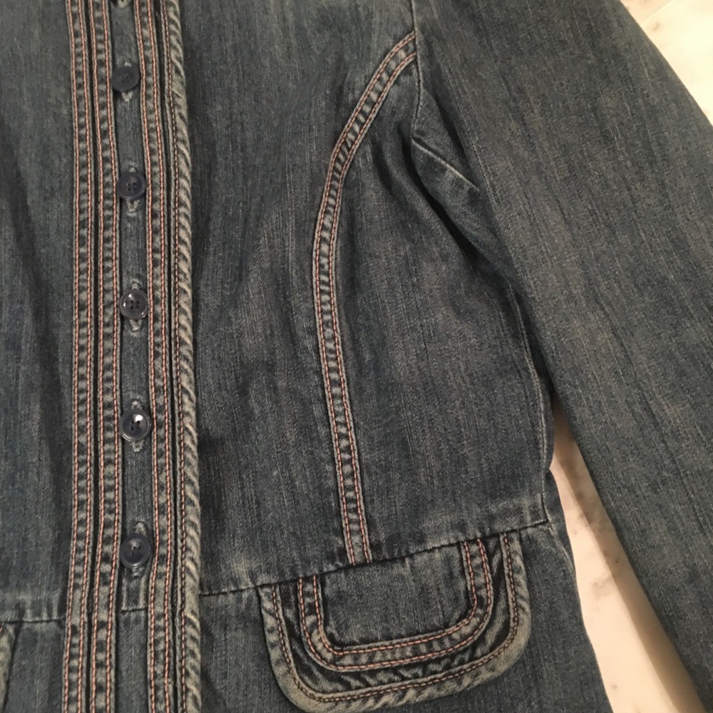 Gap jean jacket - Picture 2 of 4